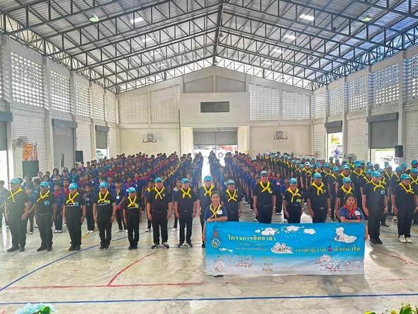 ร.ต.อ.อดิศักดิ์ เพชรมั่ง รอง สว.ส.ทท.2 กก.3 บก.ทท.3 พร้อมสายตรวจเขต 3 พัทลุง ร่วมกิจกรรมจิตอาสา